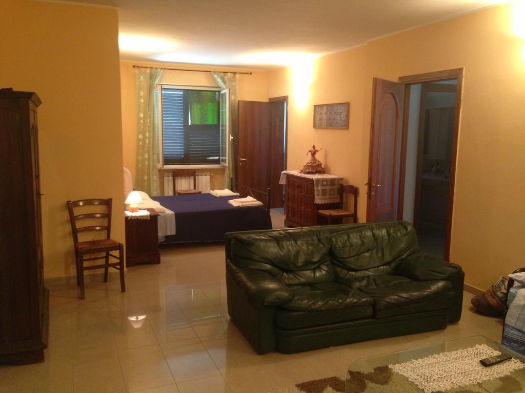 Villa Naclerio Sarzana Δωμάτιο φωτογραφία