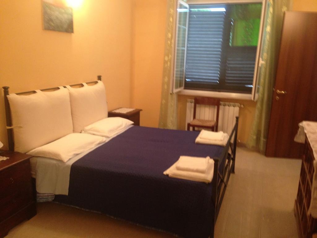 Villa Naclerio Sarzana Δωμάτιο φωτογραφία