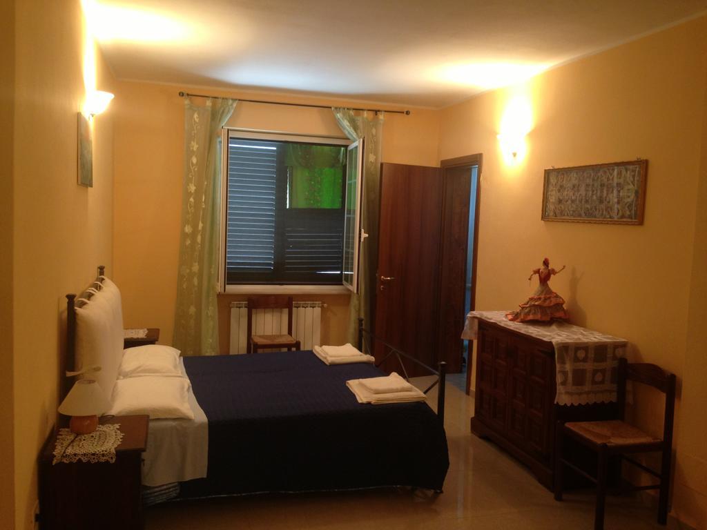 Villa Naclerio Sarzana Δωμάτιο φωτογραφία